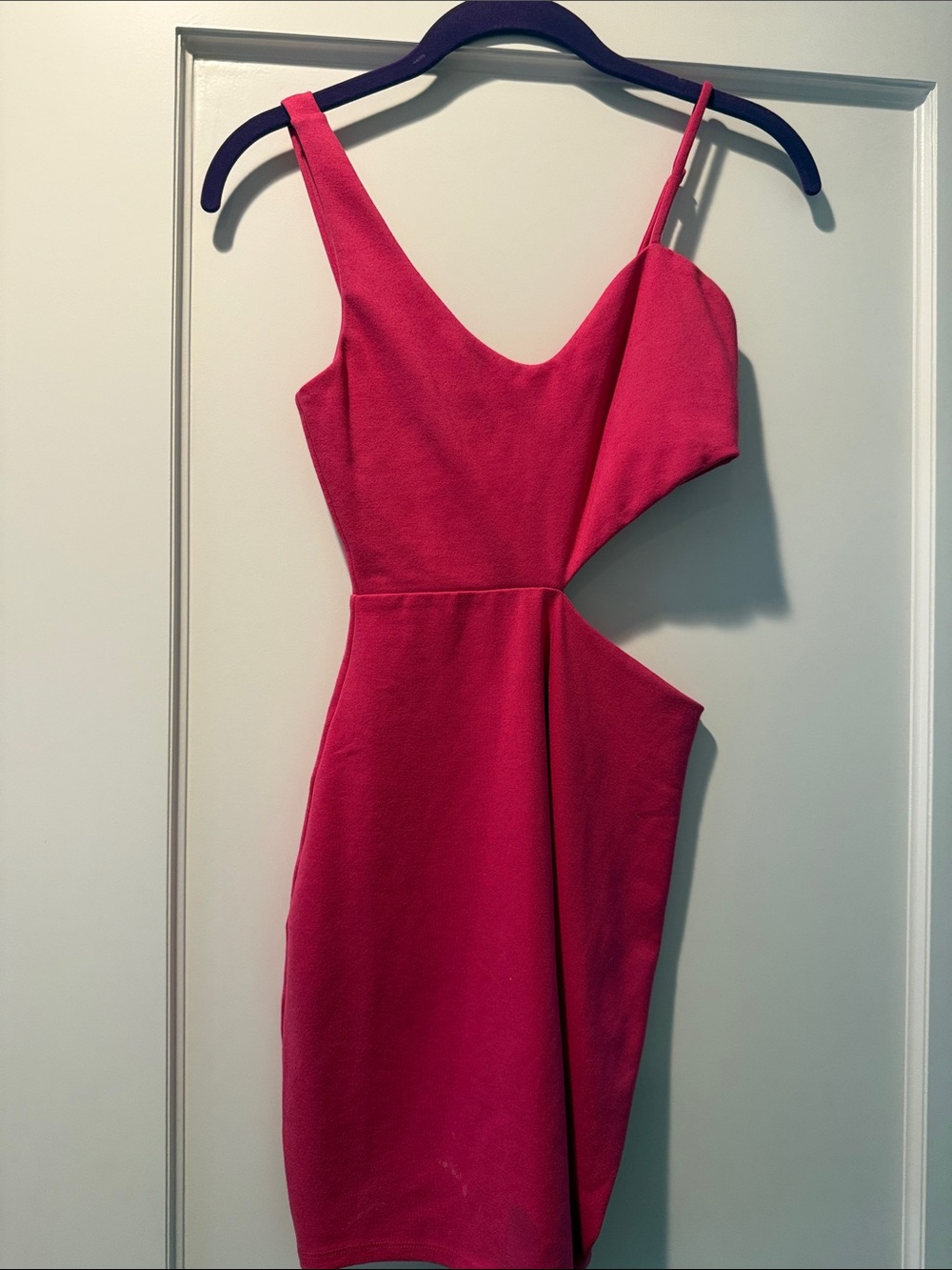 Bodycon Dress in Fuchsia - Brand Unspecified
